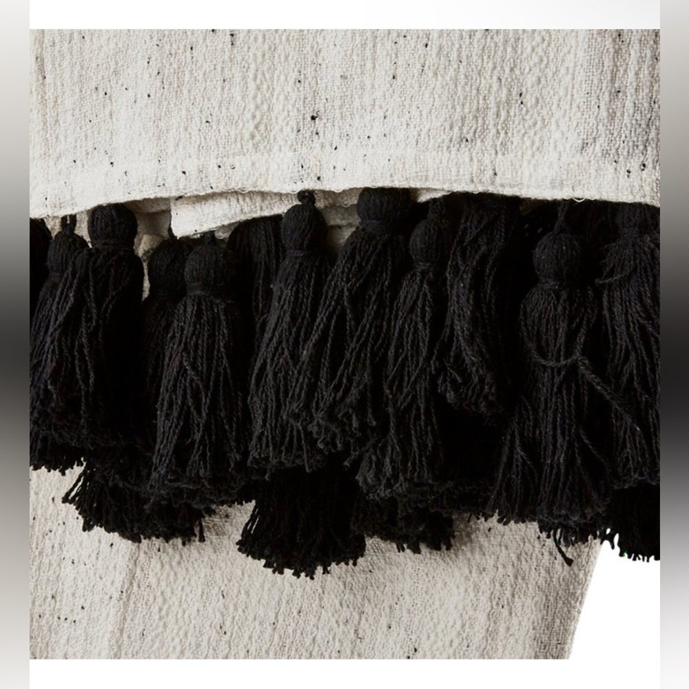 NWT Tribe Alive Tassel Throw Blanket, Black - Picture 2 of 4